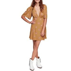 Free People Floral Open Back Mini Dress — Deep V,‎ Boho Flutter Sleeve — Size 10